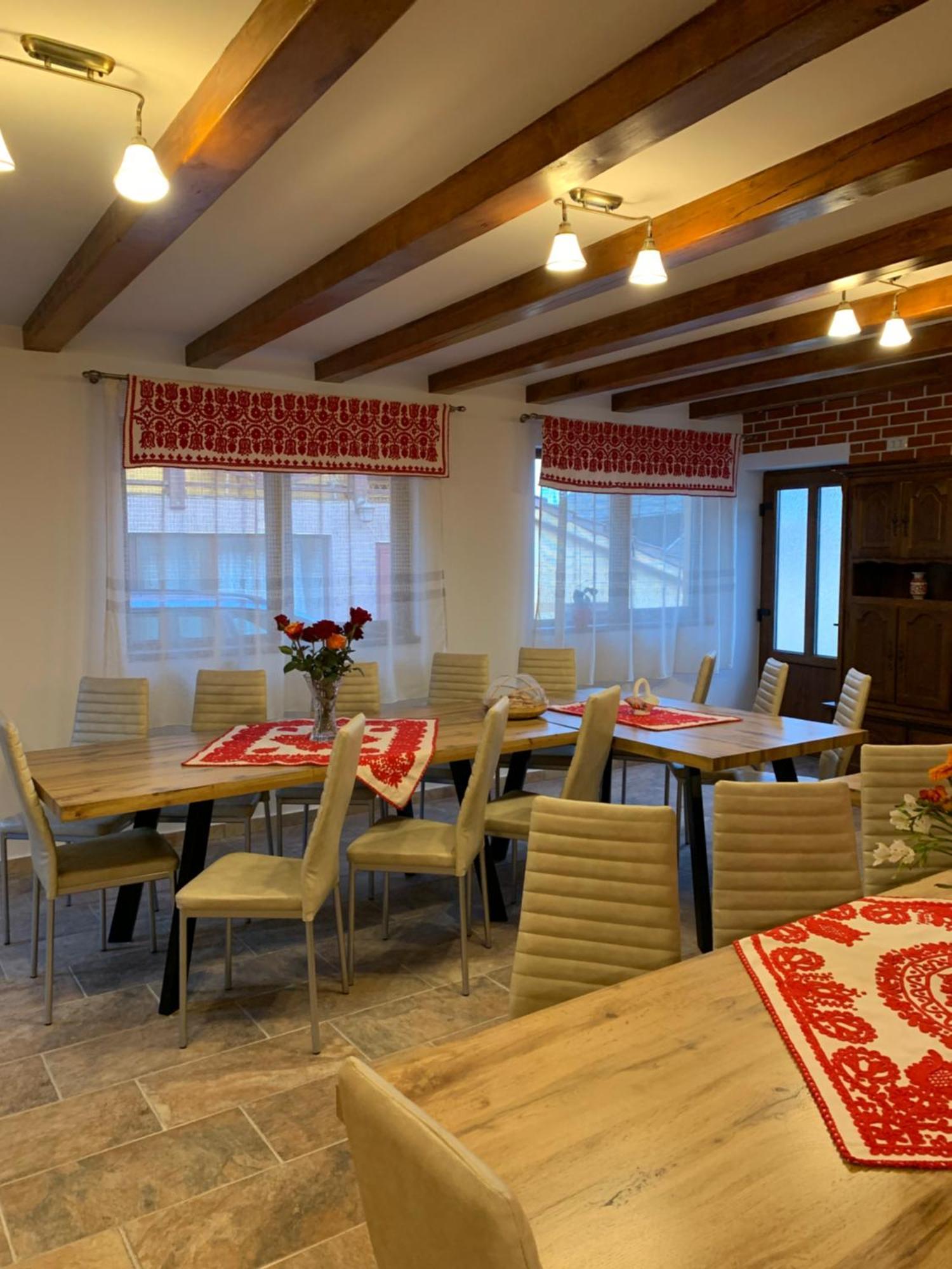 萨彻勒 Casa Lenke酒店 外观 照片